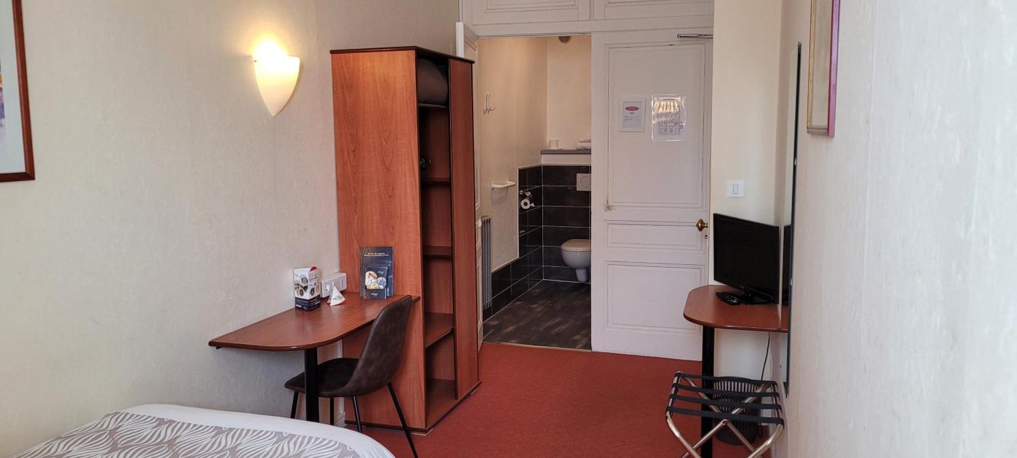 Nouvel Hotel Lons-le-Saunier Εξωτερικό φωτογραφία