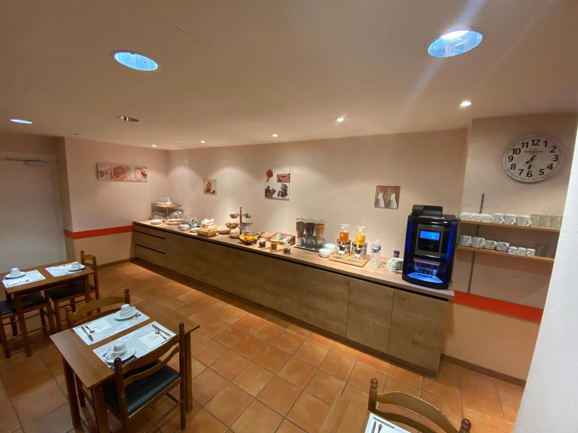 Nouvel Hotel Lons-le-Saunier Εξωτερικό φωτογραφία